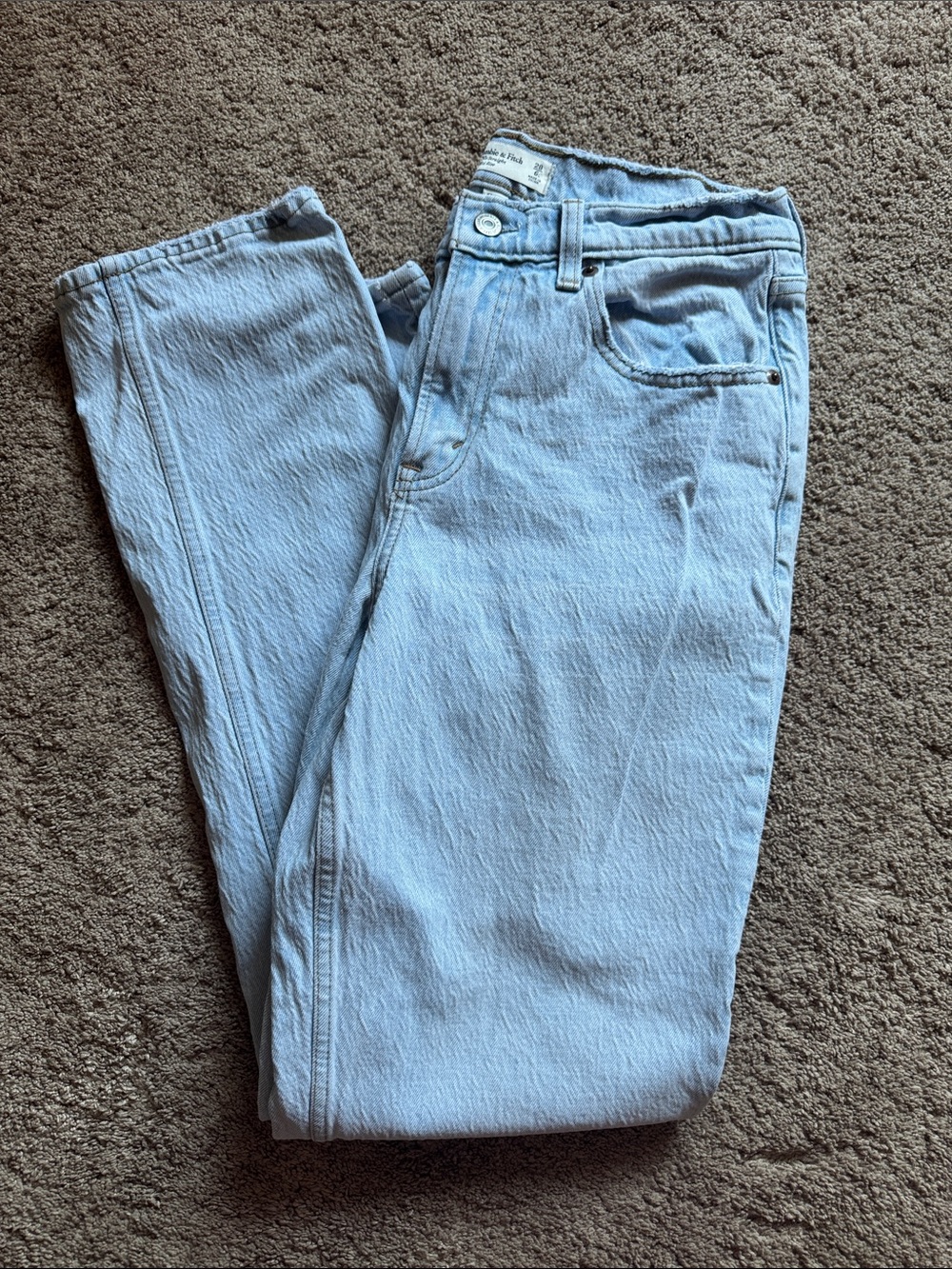 Abercrombie & Fitch Mid Rise 90s Straight Jean